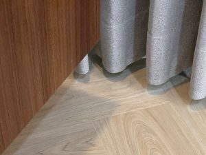 Tips Memilih Lantai Vinyl Terbaik agar Ruangan Tampil Elegan    